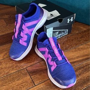 Under Armour GPS Infinity 3 Girls Running shoes size 1.5